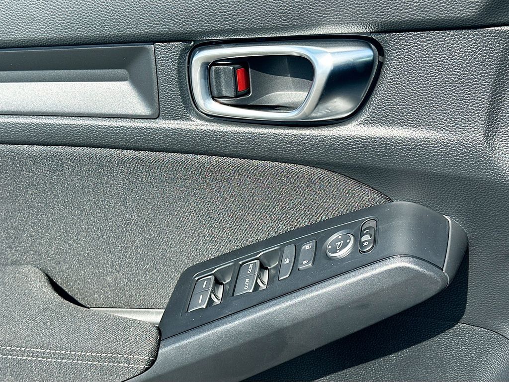 2025 Honda Civic Sport 18