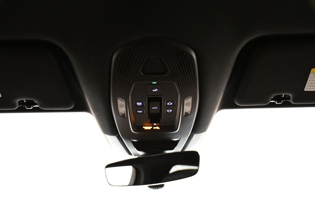 Thumbnail: 2024 Porsche Cayenne - 25