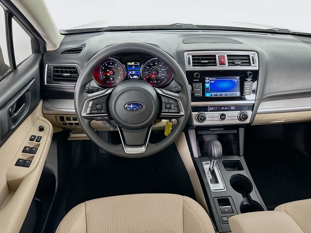 2018 Subaru Outback 2.5i 21