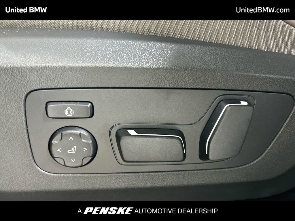 Thumbnail: 2026 BMW X3 - 12