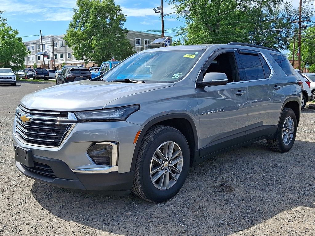 Used 2023 Chevrolet Traverse LT