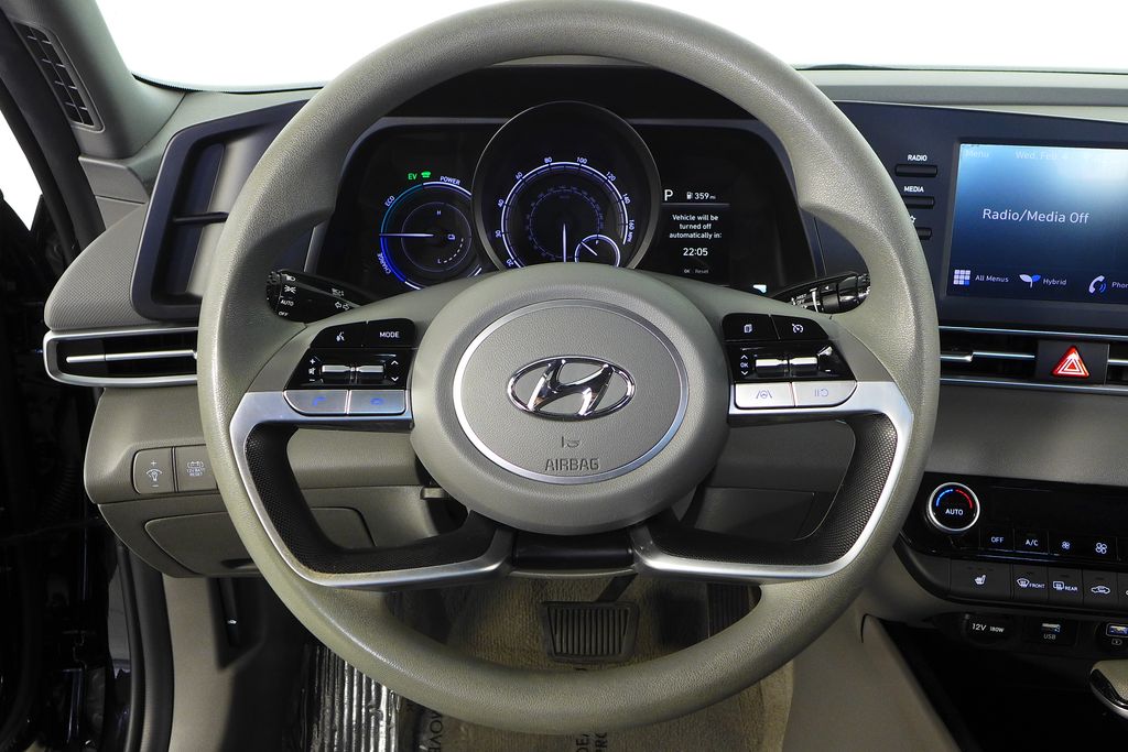 Thumbnail: 2023 Hyundai Elantra - 25