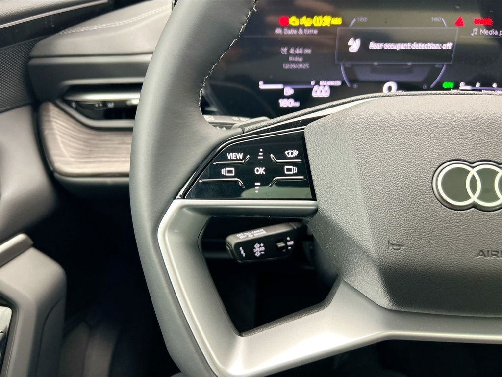 Thumbnail: 2025 Audi Q5 - 11