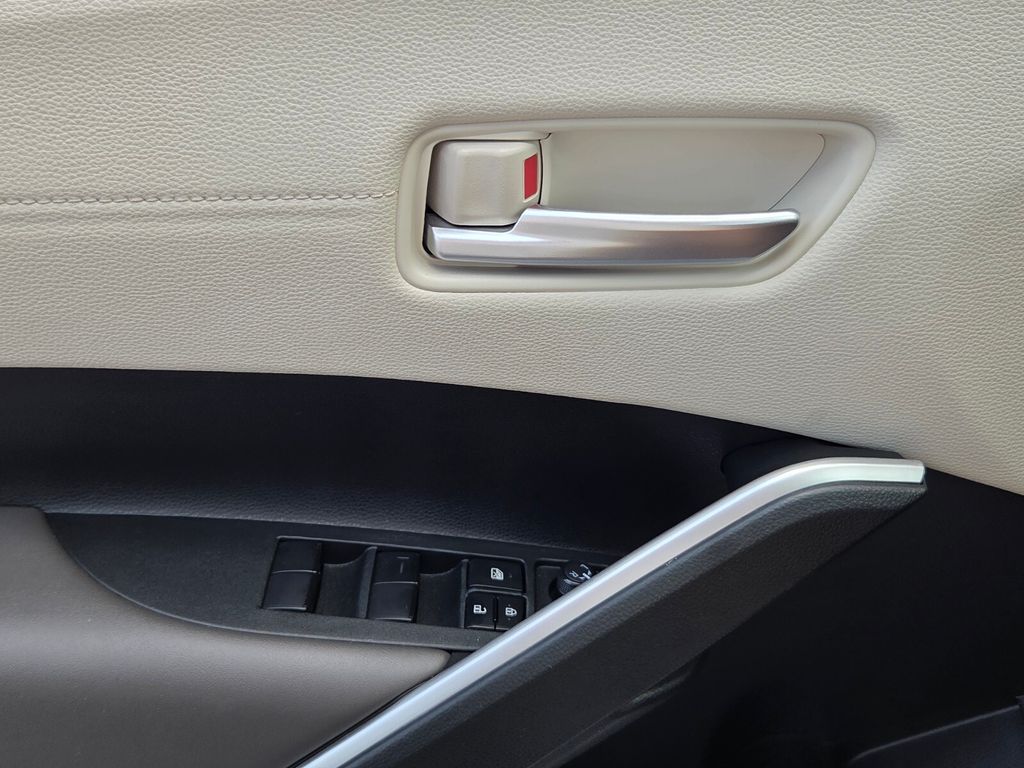 Used 2023 Toyota Corolla Cross SUV