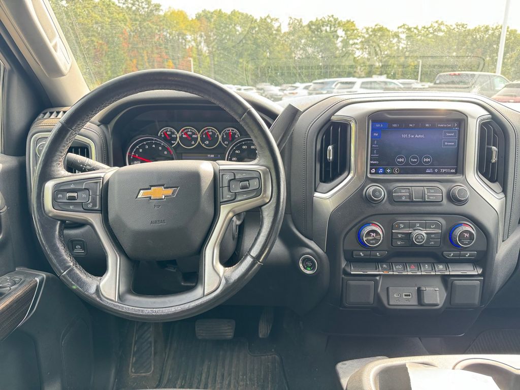 2021 Chevrolet Silverado 1500 LT 9