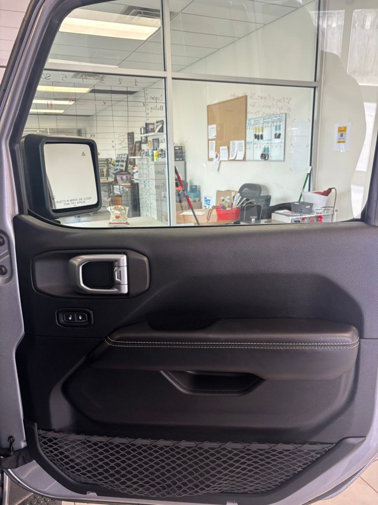 Used 2018 Jeep Wrangler SUV