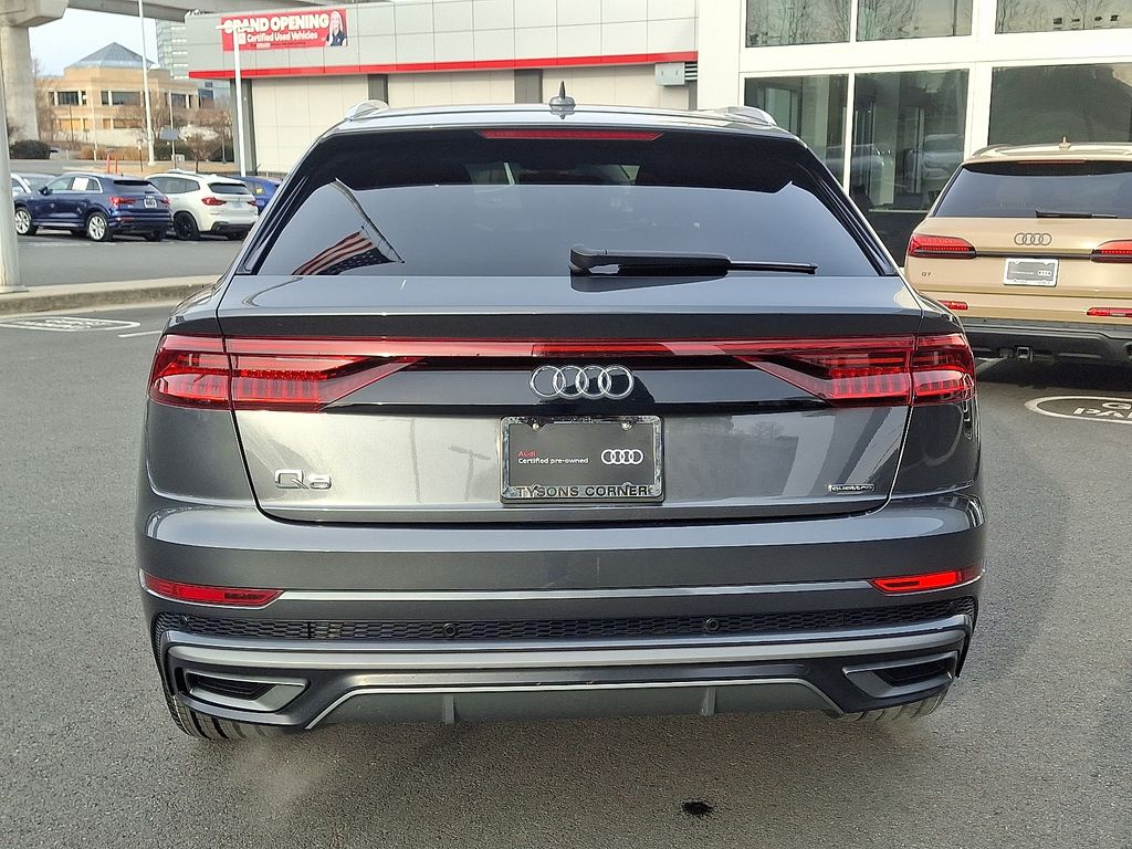 Thumbnail: 2022 Audi Q8 - 5