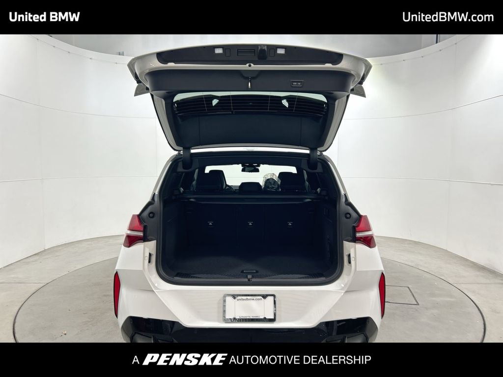 Thumbnail: 2026 BMW X3 - 22