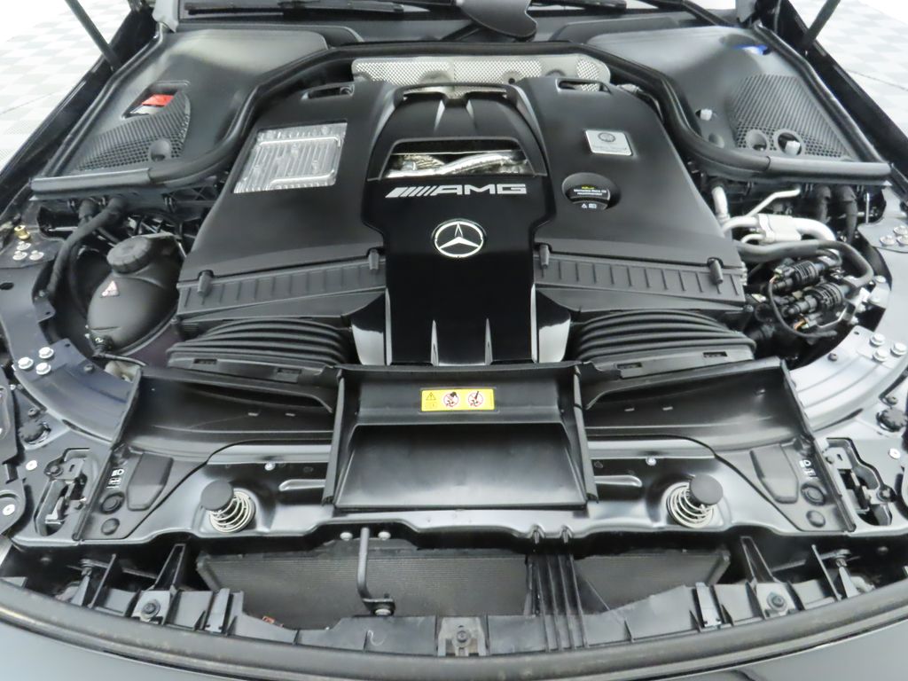 Thumbnail: 2026 Mercedes-Benz AMG GT - 31