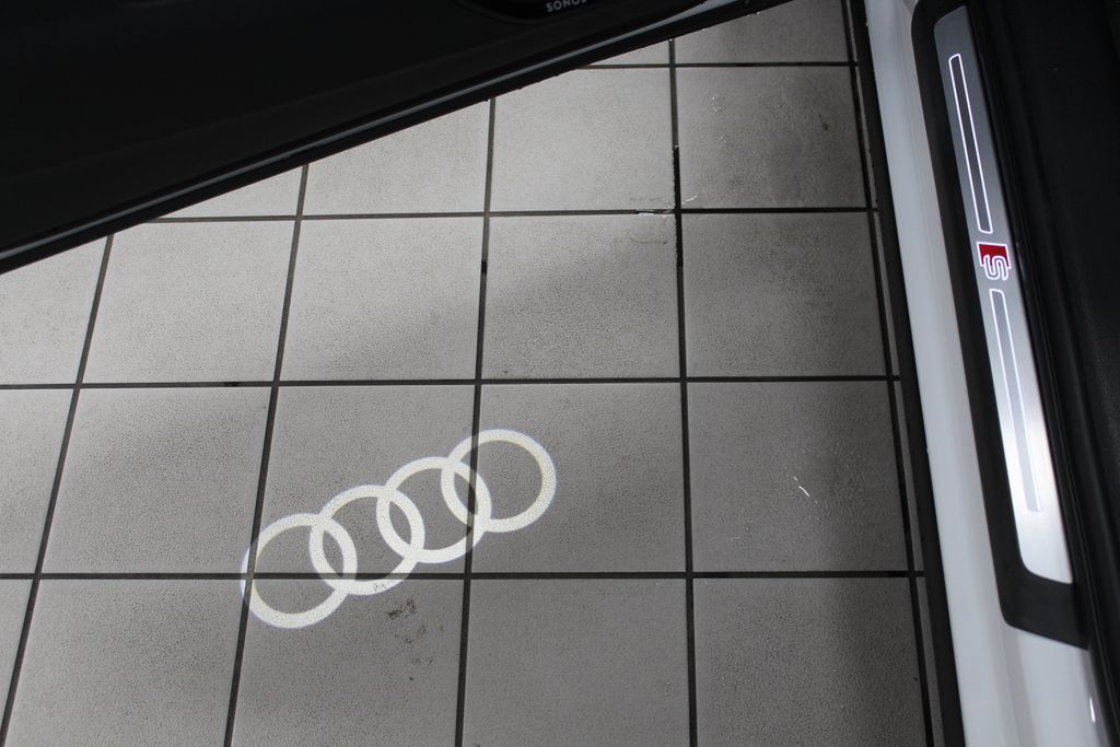 Thumbnail: 2025 Audi Q3 - 15