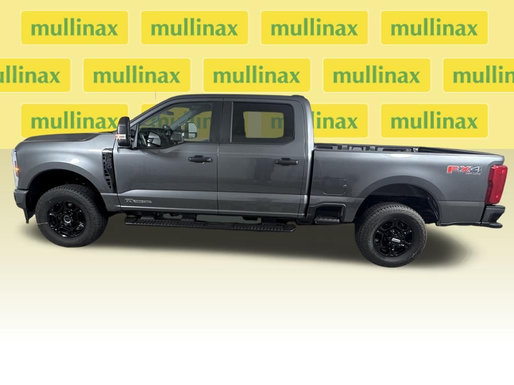 New 2026 Gray Ford XL image 2