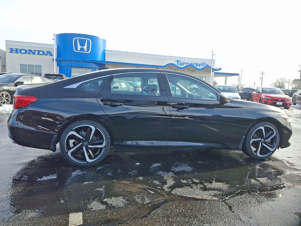 Thumbnail: 2022 Honda Accord - 7