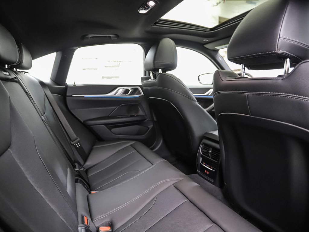 2025 BMW i4 xDrive40 23