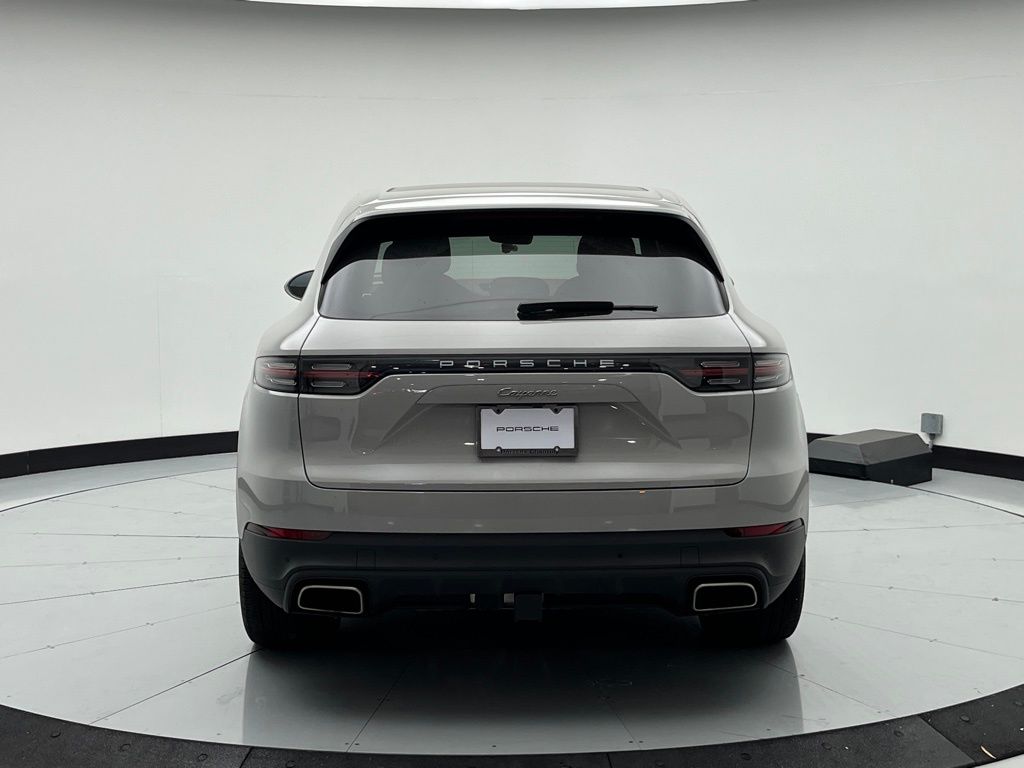 Thumbnail: 2023 Porsche Cayenne - 10