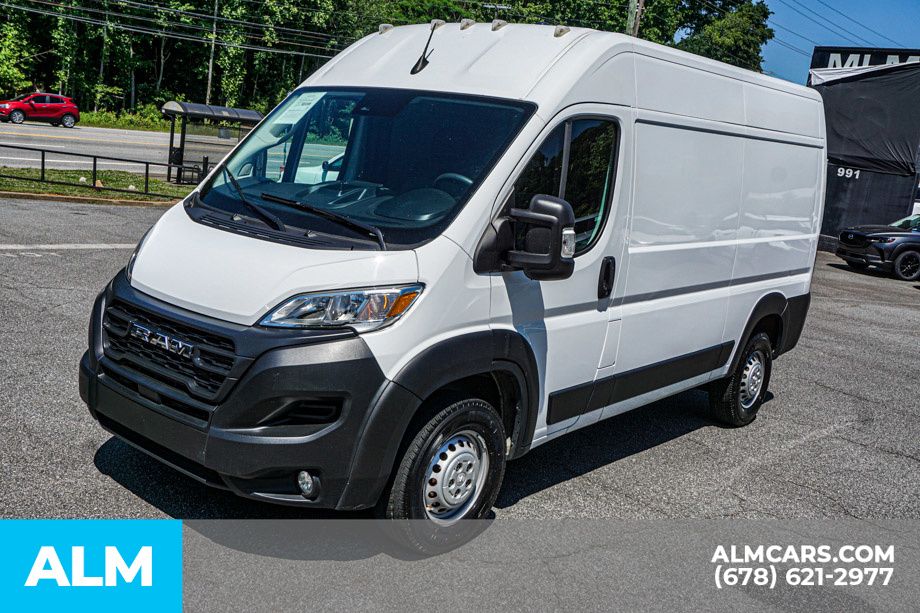 Used 2025 White Ram High Roof image 15
