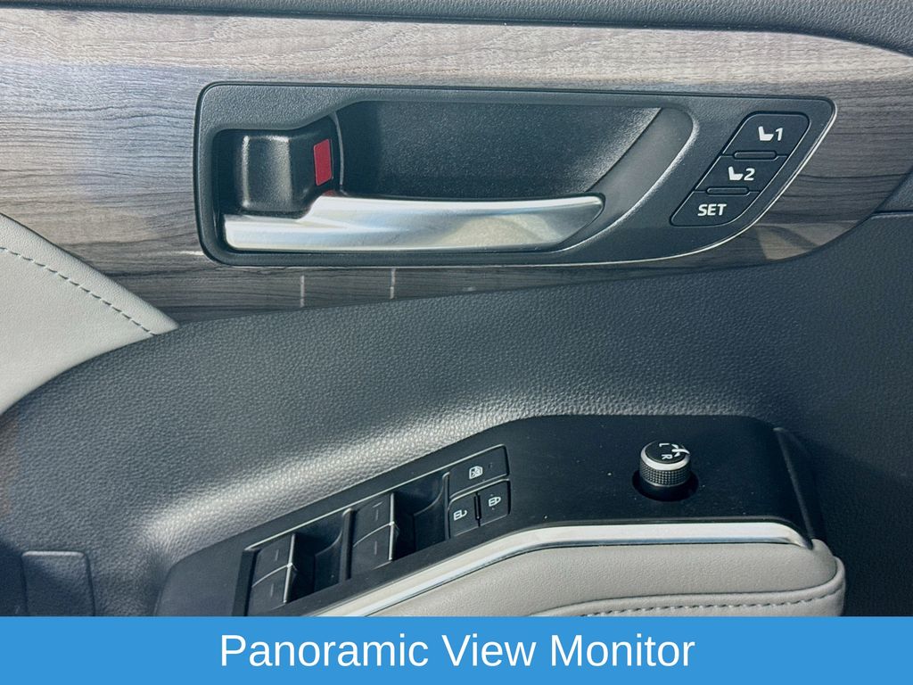 Used Car 2022 Toyota Highlander  Platinum For Sale Under $50,000 In Austin, Texas