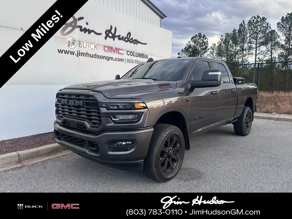 2025 RAM 2500 Big Horn Crew Cab 4WD
