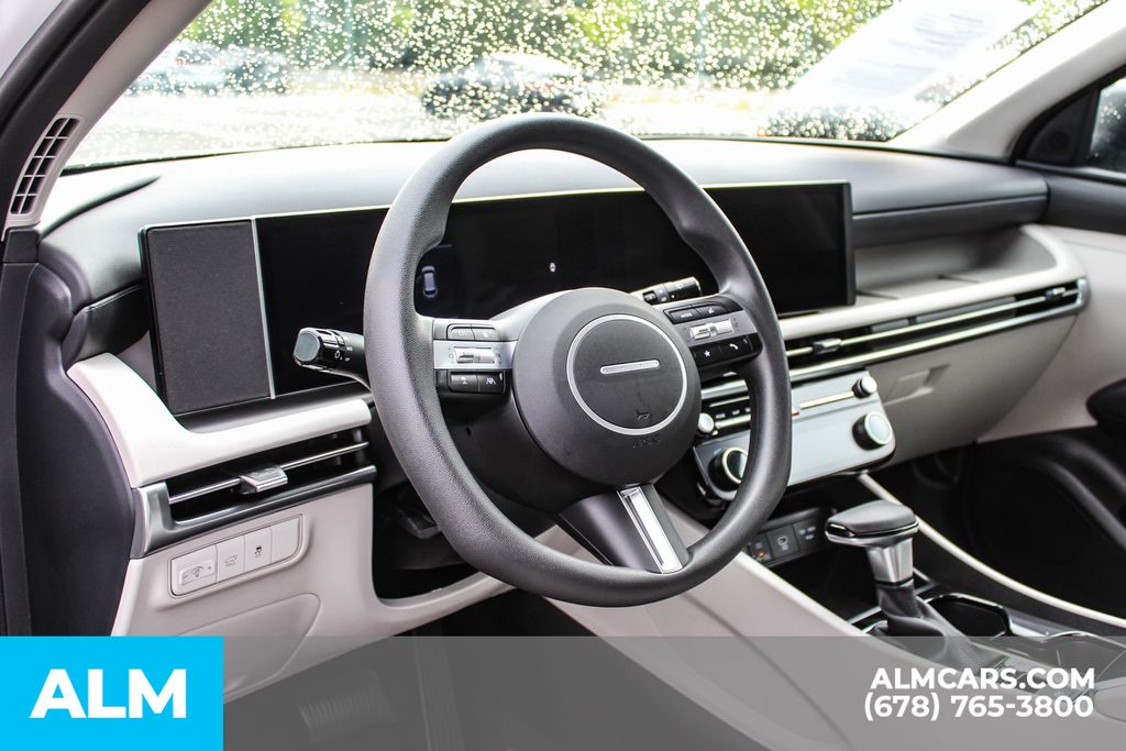 Used 2026 White Hyundai SEL image 30