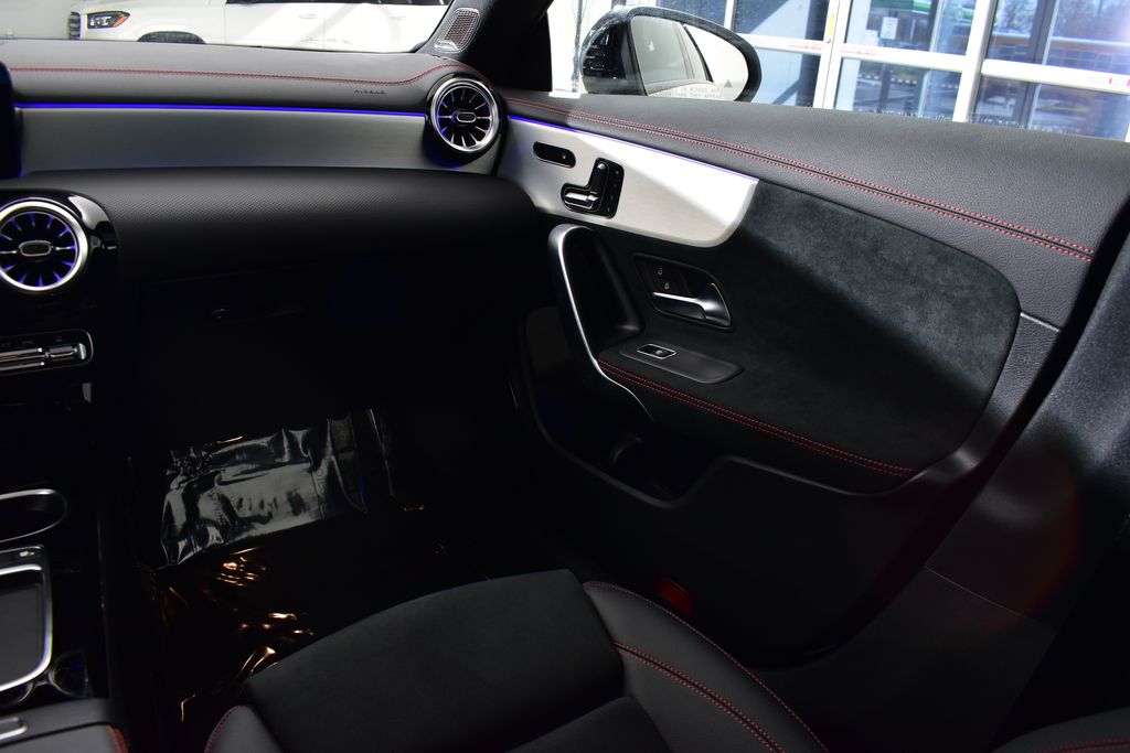 2024 Mercedes-Benz CLA 250 25