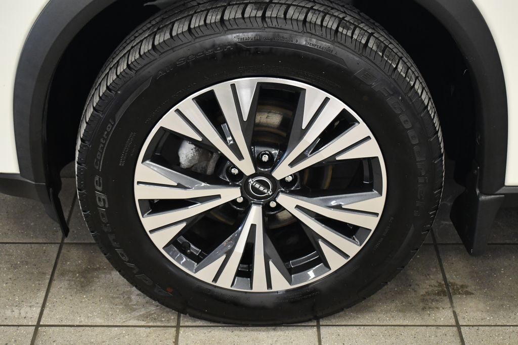 Thumbnail: 2023 Nissan Rogue - 14