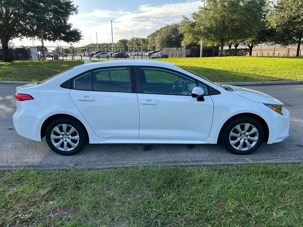Thumbnail: 2022 Toyota Corolla - 6