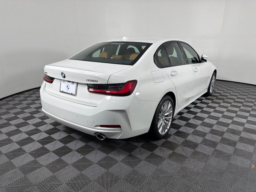 Thumbnail: 2023 BMW 3 Series - 5