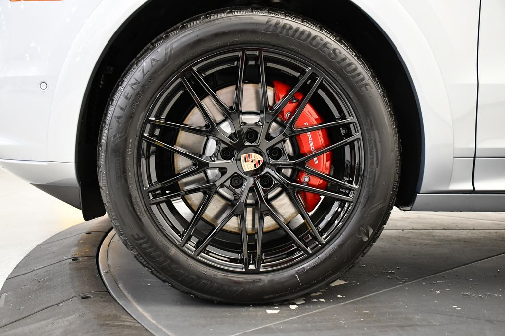 Thumbnail: 2026 Porsche  - 16