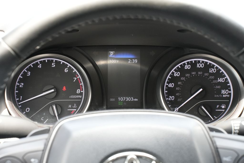 2023 Toyota Camry SE - 8