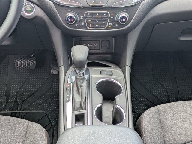 Used 2024 Summit White Chevrolet LT image 18