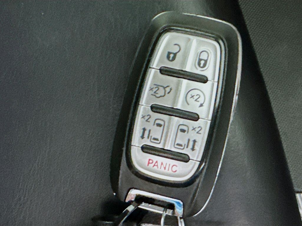 Used Car 2023 Chrysler Pacifica Hybrid  Touring L For Sale Under $25,000 In Austin, Texas