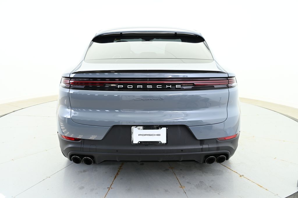 Thumbnail: 2024 Porsche  - 6