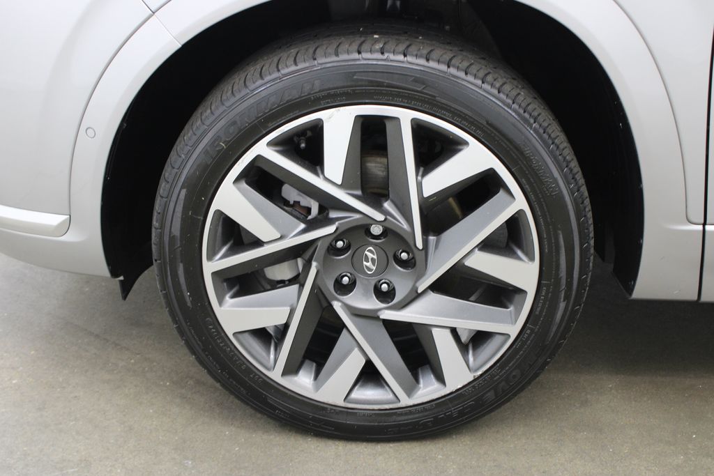used 2023 Hyundai Santa Fe car, priced at $28,911