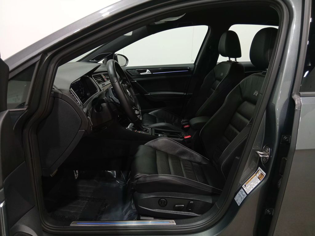 2019 Volkswagen Golf R 2.0T w/DCC & Navigation