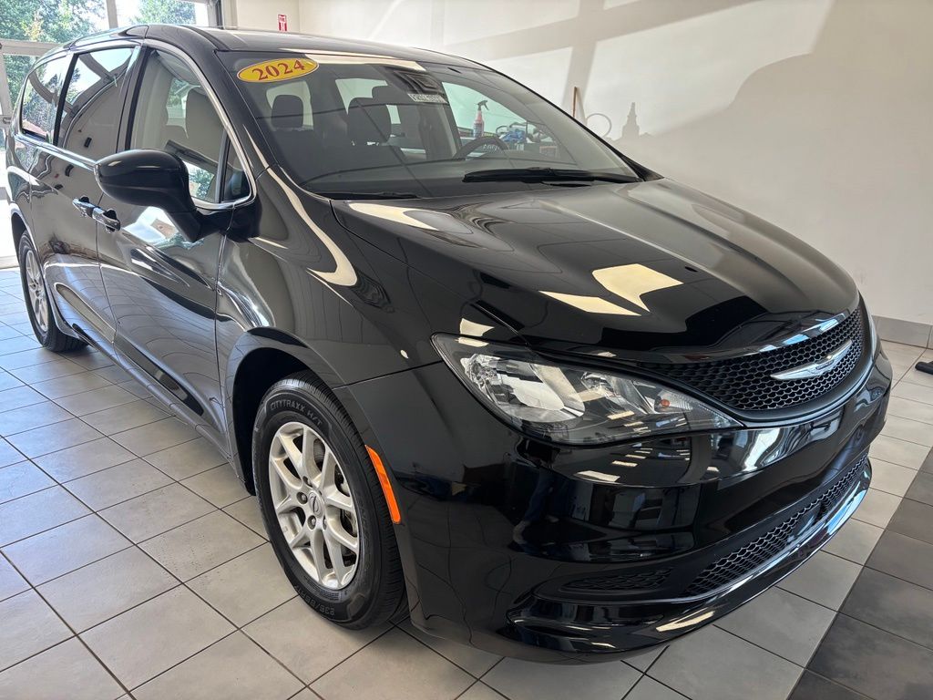 Used 2024 Chrysler Voyager Van