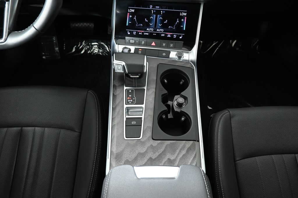 Thumbnail: 2025 Audi A6 - 25