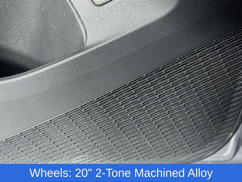 Used Car 2024 Volkswagen Atlas  2.0t Se W/technology For Sale Under $30,000 In Austin, Texas