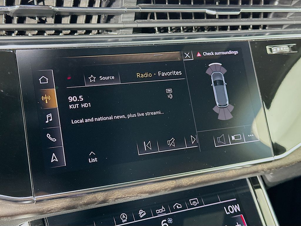Thumbnail: 2020 Audi Q7 - 15