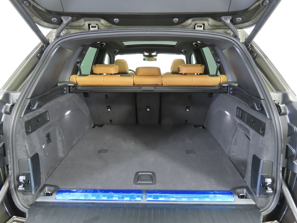 Thumbnail: 2026 BMW X5 - 28