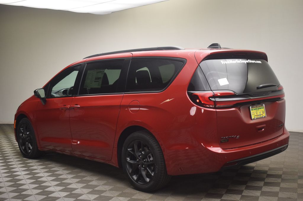 new 2027 Chrysler Pacifica car, priced at $52,162