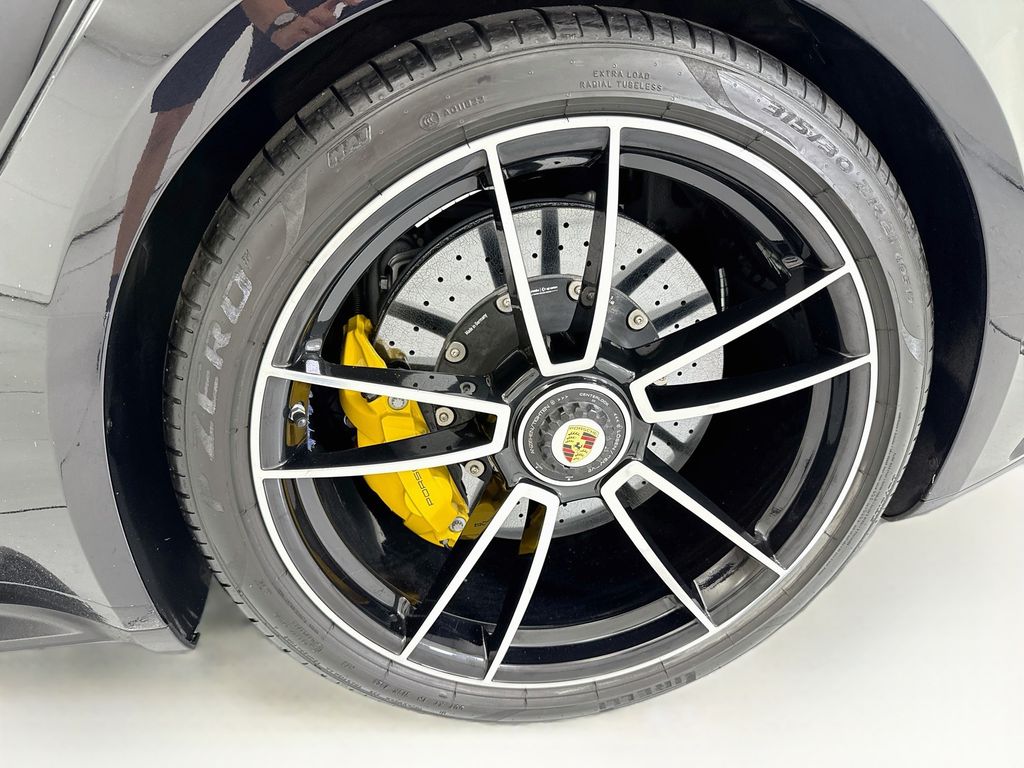 Thumbnail: 2021 Porsche 911 - 29