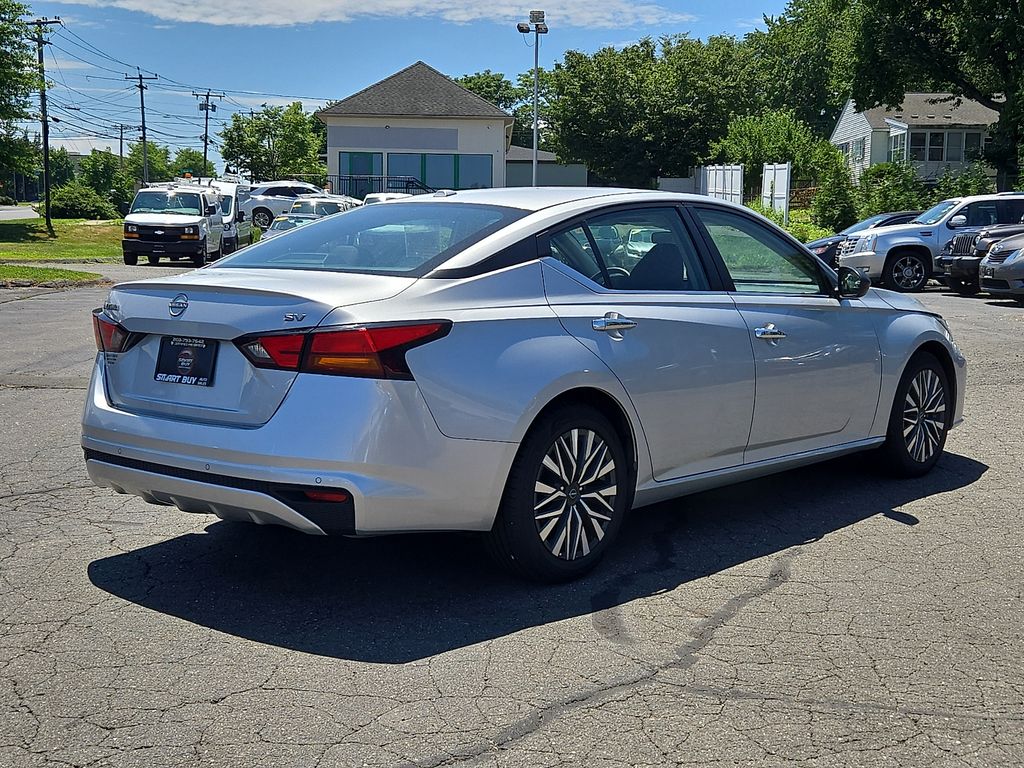 2024 Nissan Altima