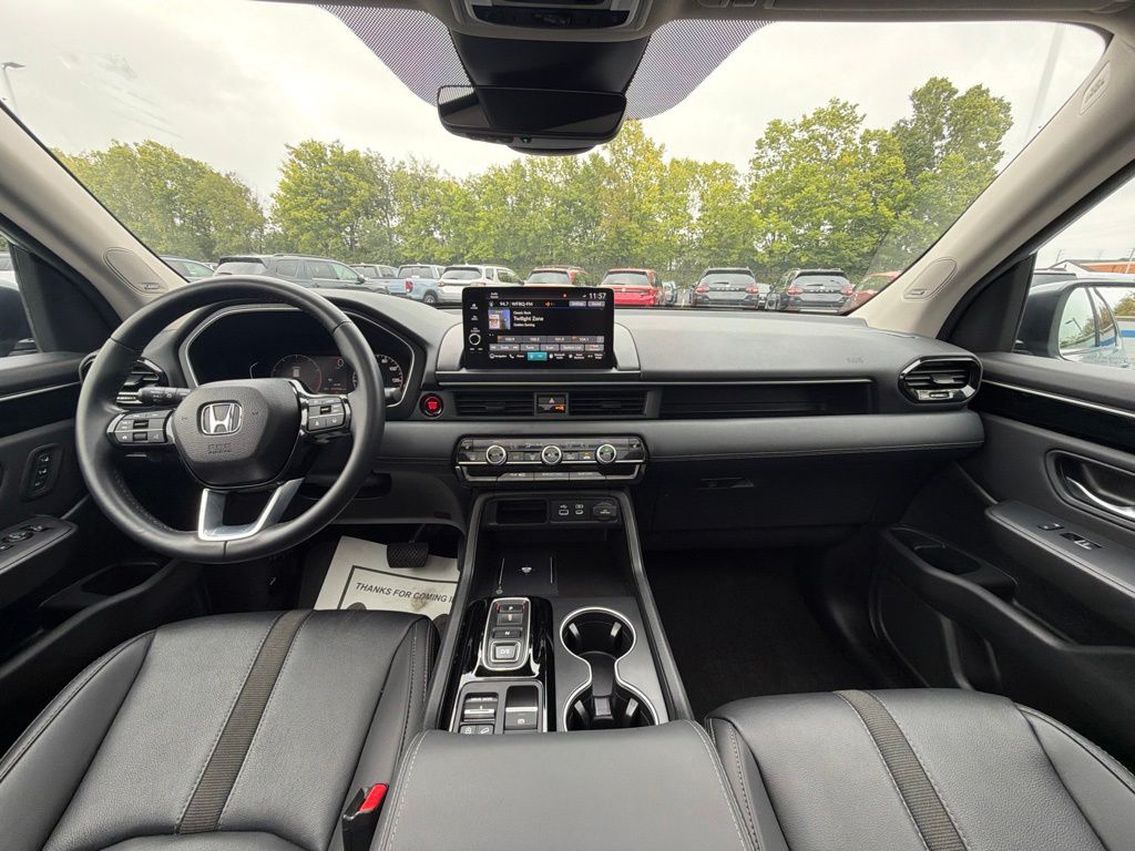 Thumbnail: 2025 Honda Pilot - 12