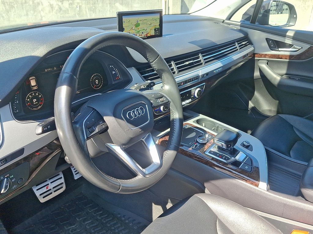 Thumbnail: 2019 Audi Q7 - 4