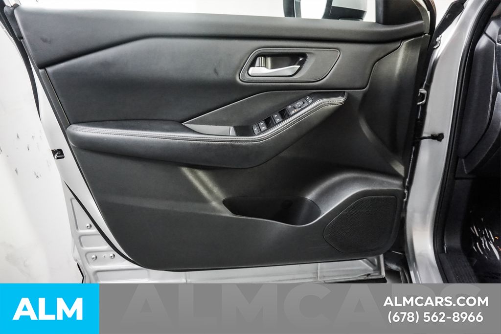 Used 2025 Silver Nissan SV image 46