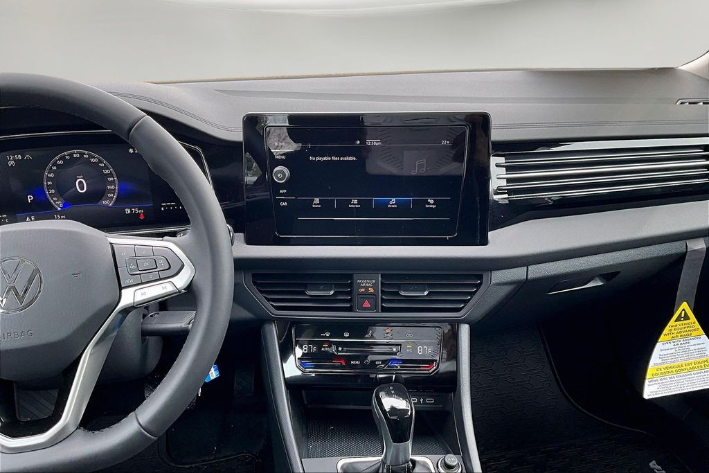 New 2026 White Volkswagen 1.5T S image 7