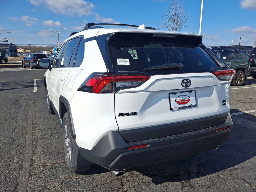 Thumbnail: 2025 Toyota RAV4 - 3
