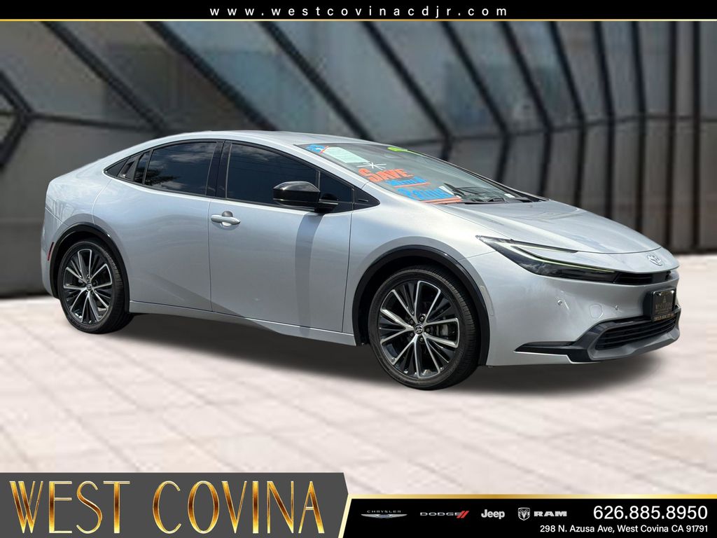 Cutting Edge 2023 Toyota Prius XLE FWD Hatchback Front-Wheel Drive Continuously Variable Transmission