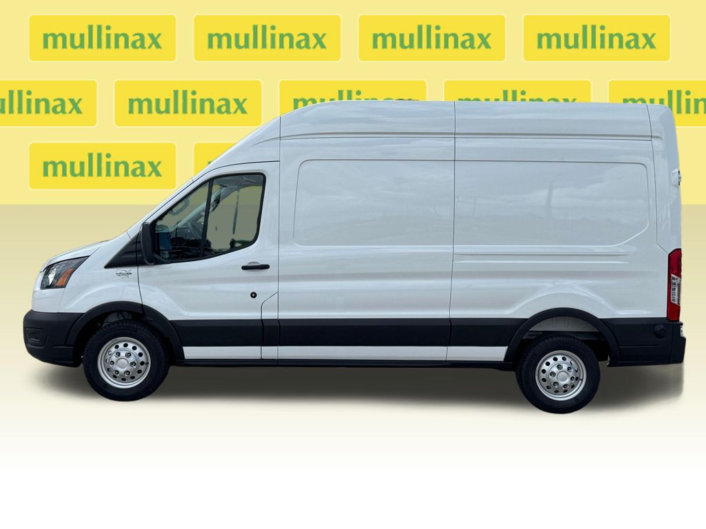 New 2026 White Ford Base image 5