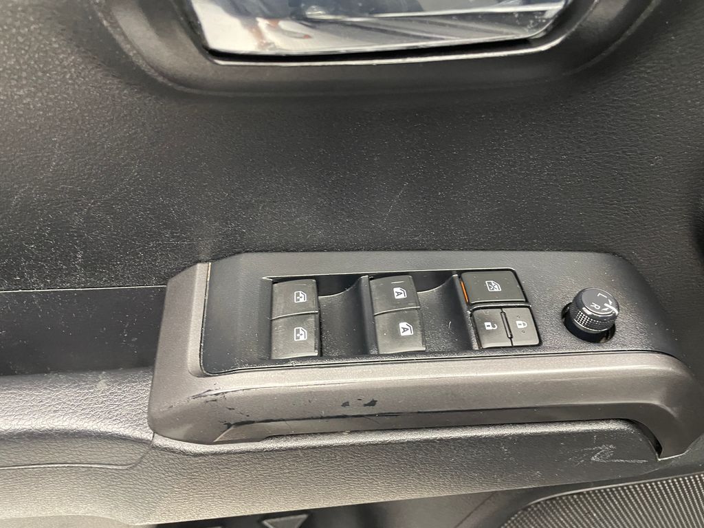 2021 Toyota Tacoma TRD Sport 10
