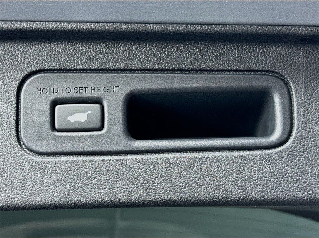 Used Car 2025 Honda Pilot  Touring For Sale Under $50,000 In Austin, Texas